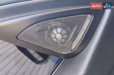 Седан BMW 3 Series 2012 в 