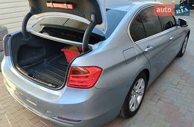 Седан BMW 3 Series 2012 в 