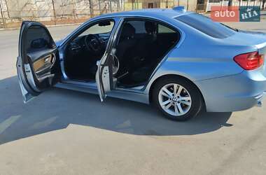 Седан BMW 3 Series 2012 в 