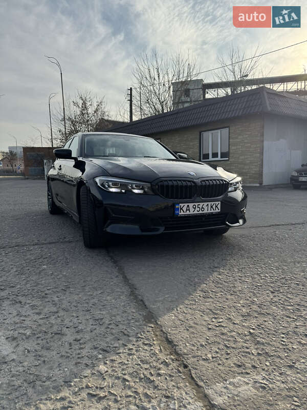 BMW 3 Series 2022