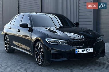 Седан BMW 3 Series 2019 в Кропивницькому