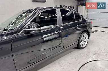 Седан BMW 3 Series 2012 в 