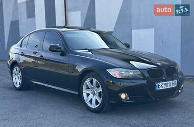 Седан BMW 3 Series 2009 в Виннице