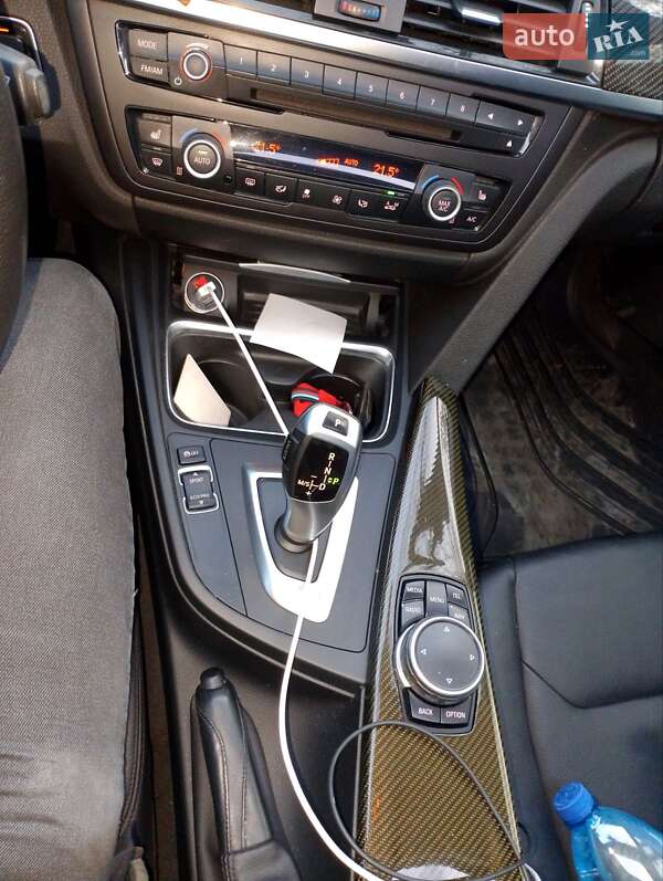 Седан BMW 3 Series 2015 в Києві