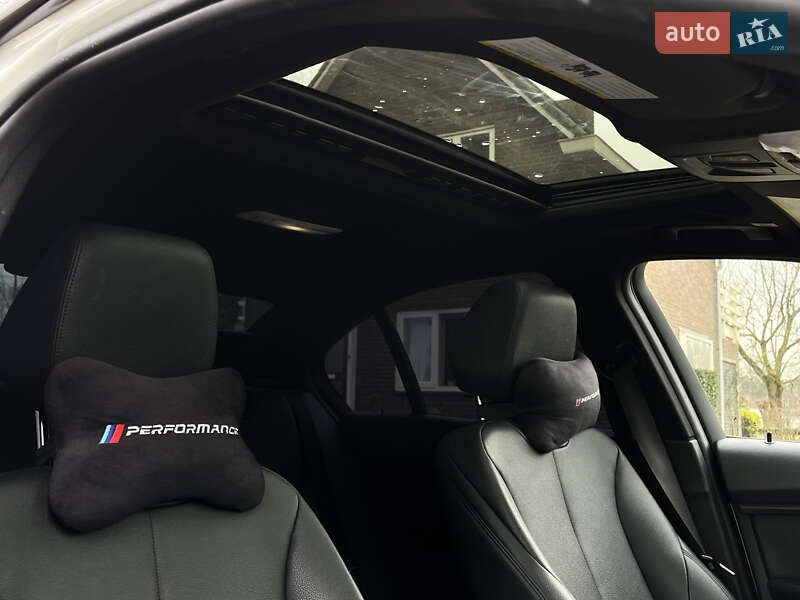 Седан BMW 3 Series 2014 в Шепетівці