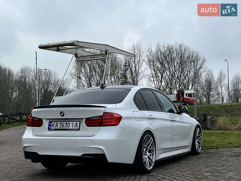 Седан BMW 3 Series 2014 в Шепетівці