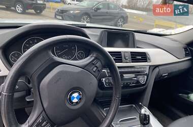 Седан BMW 3 Series 2017 в 