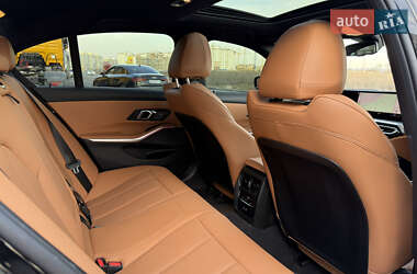 Седан BMW 3 Series 2024 в 