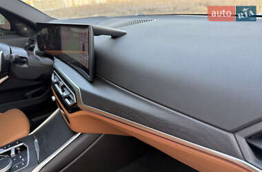 Седан BMW 3 Series 2024 в 