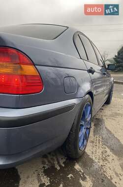 Седан BMW 3 Series 2003 в 