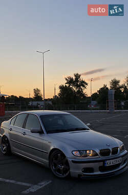 Седан BMW 3 Series 2004 в 