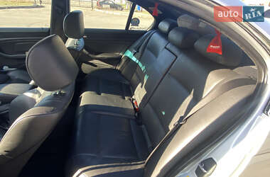 Седан BMW 3 Series 2004 в 