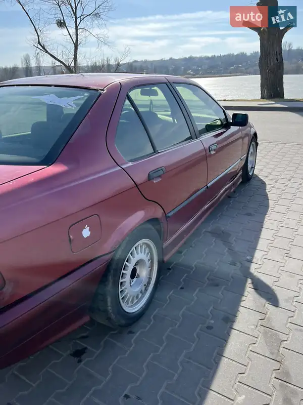 BMW 3 Series 1992