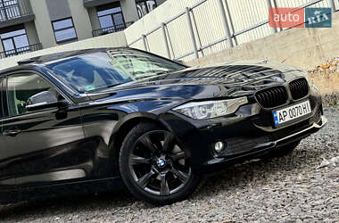 Седан BMW 3 Series 2015 в 
