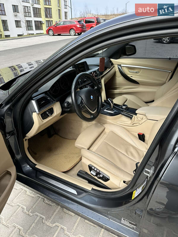 Седан BMW 3 Series 2015 в Ровно