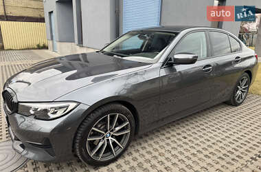 Седан BMW 3 Series 2021 в Киеве