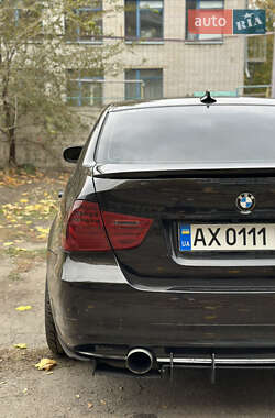 Седан BMW 3 Series 2011 в 
