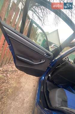 Седан BMW 3 Series 2002 в 