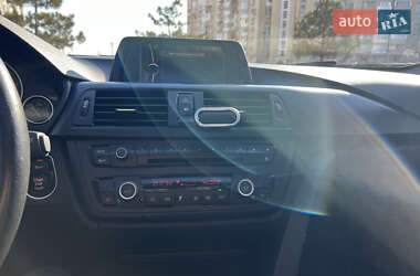 Седан BMW 3 Series 2012 в 