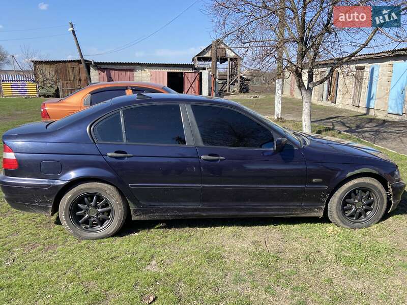 Седан BMW 3 Series 1999 в Сахновщине