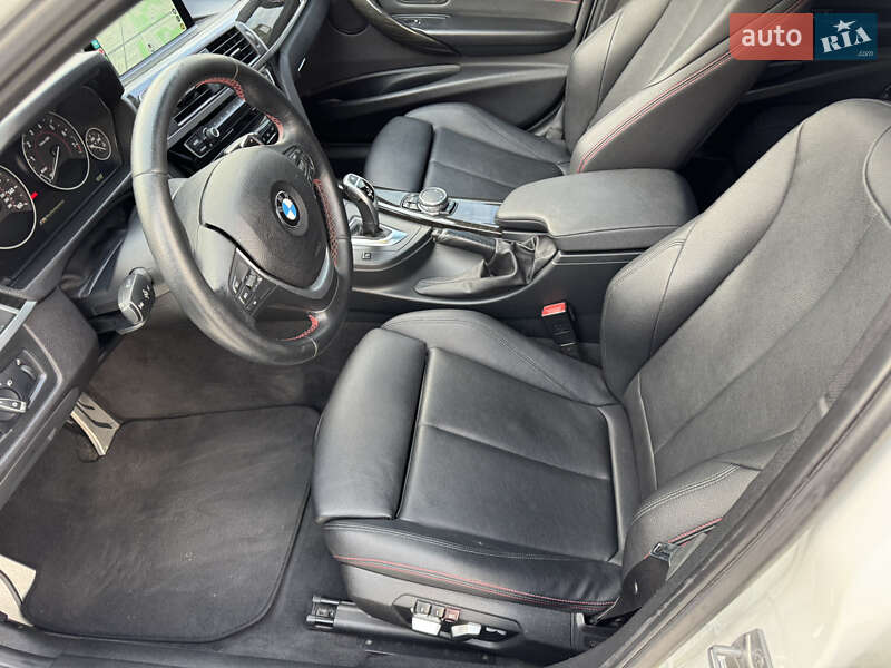 Седан BMW 3 Series 2016 в Киеве