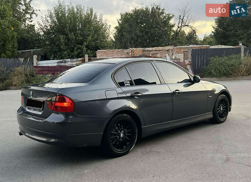 Седан BMW 3 Series 2006 в Кропивницькому