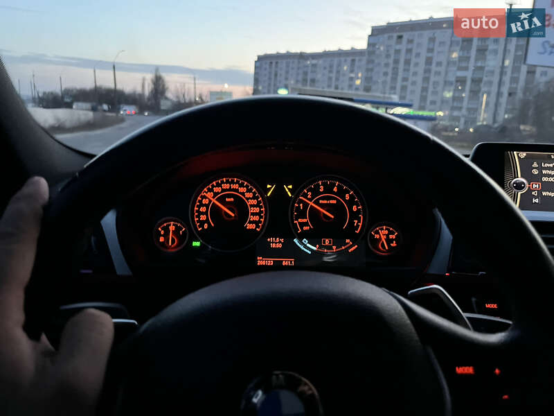 Седан BMW 3 Series 2012 в Хмельницькому