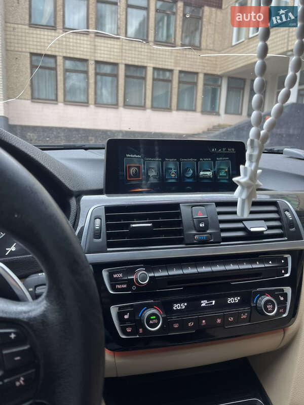 Седан BMW 3 Series 2016 в Кривом Роге