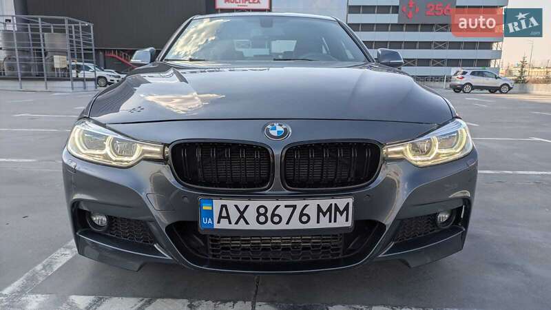Седан BMW 3 Series 2016 в Киеве