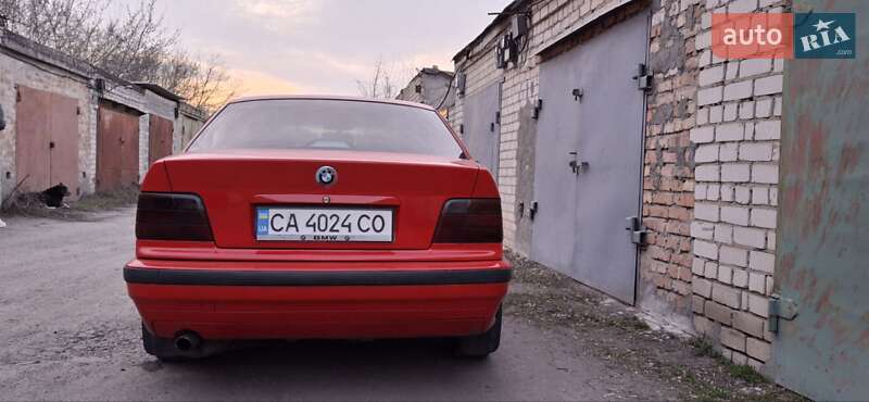 Седан BMW 3 Series 1996 в Черкассах