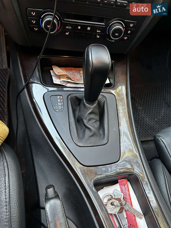 Купе BMW 3 Series 2010 в Полтаве