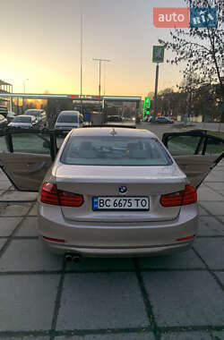 Седан BMW 3 Series 2013 в 
