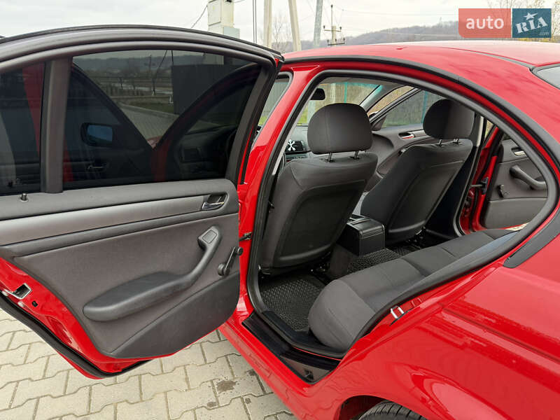 Седан BMW 3 Series 2003 в Ивано-Франковске