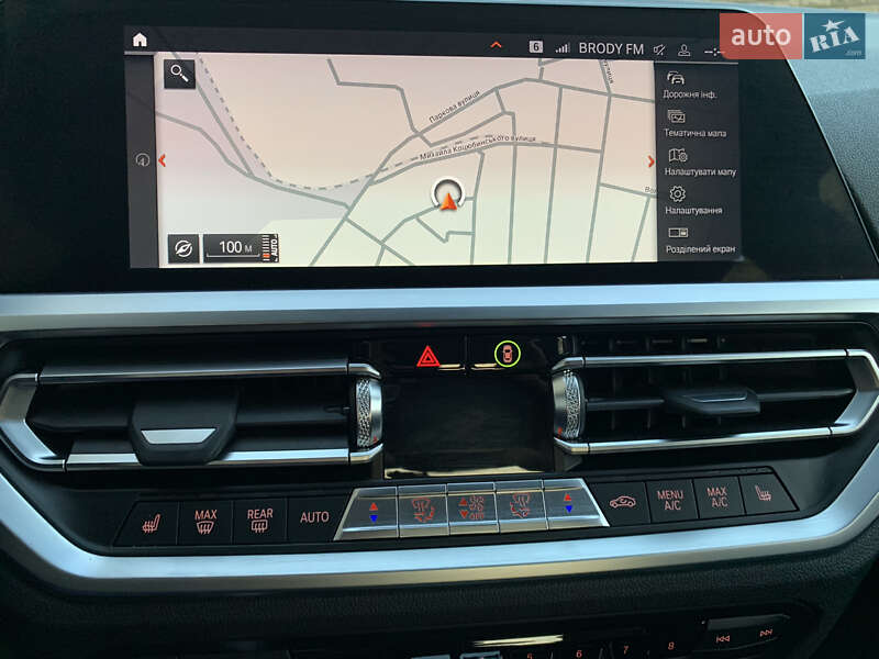 Седан BMW 3 Series 2019 в Львове