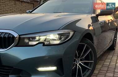 Седан BMW 3 Series 2020 в Львове