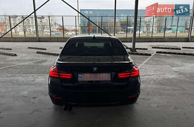 Седан BMW 3 Series 2013 в 