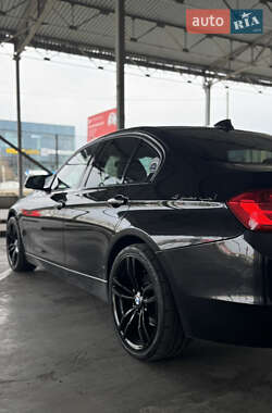 Седан BMW 3 Series 2013 в 