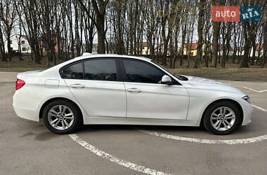 Седан BMW 3 Series 2016 в 