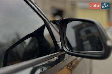 Седан BMW 3 Series 2012 в 