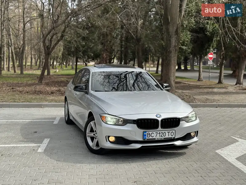 Седан BMW 3 Series 2012 в 
