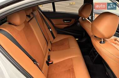Седан BMW 3 Series 2013 в Львові