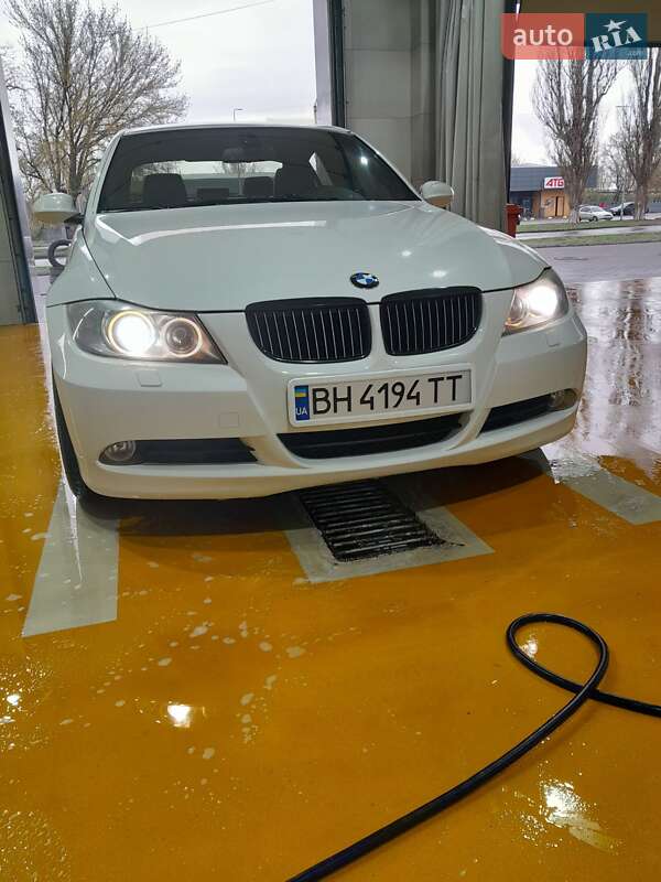 Седан BMW 3 Series 2008 в Никополе фото 64 Седан BMW 3 Series 2008 в Никополе