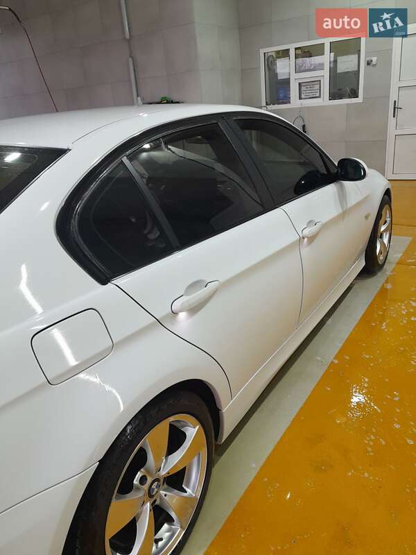 Седан BMW 3 Series 2008 в Никополе фото 101 Седан BMW 3 Series 2008 в Никополе