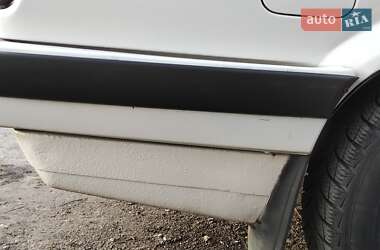 Седан BMW 3 Series 1990 в 