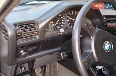 Седан BMW 3 Series 1990 в 