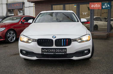 Седан BMW 3 Series 2015 в Києві