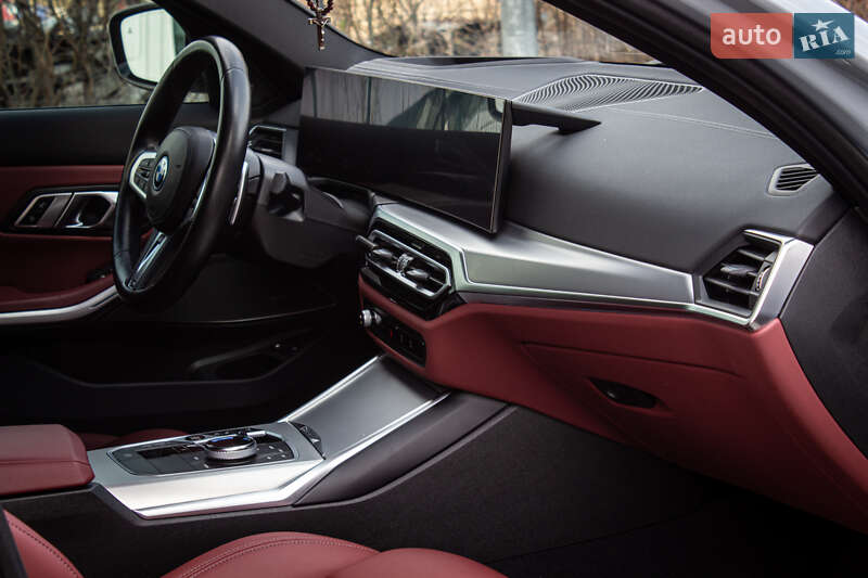 Седан BMW 3 Series 2022 в Львове