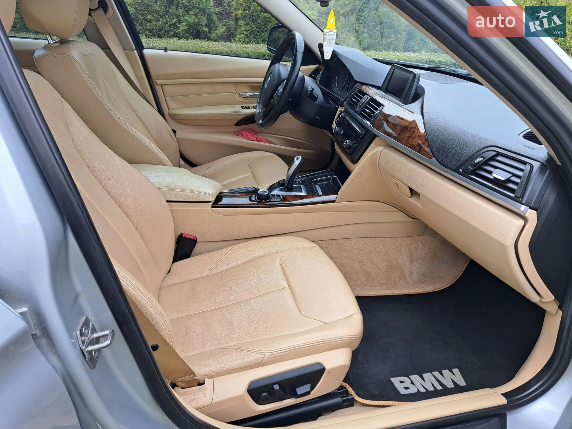 BMW 3 Series 2012 VIN WBA3A5G54DNP21341 фото оголошення 7 з 21