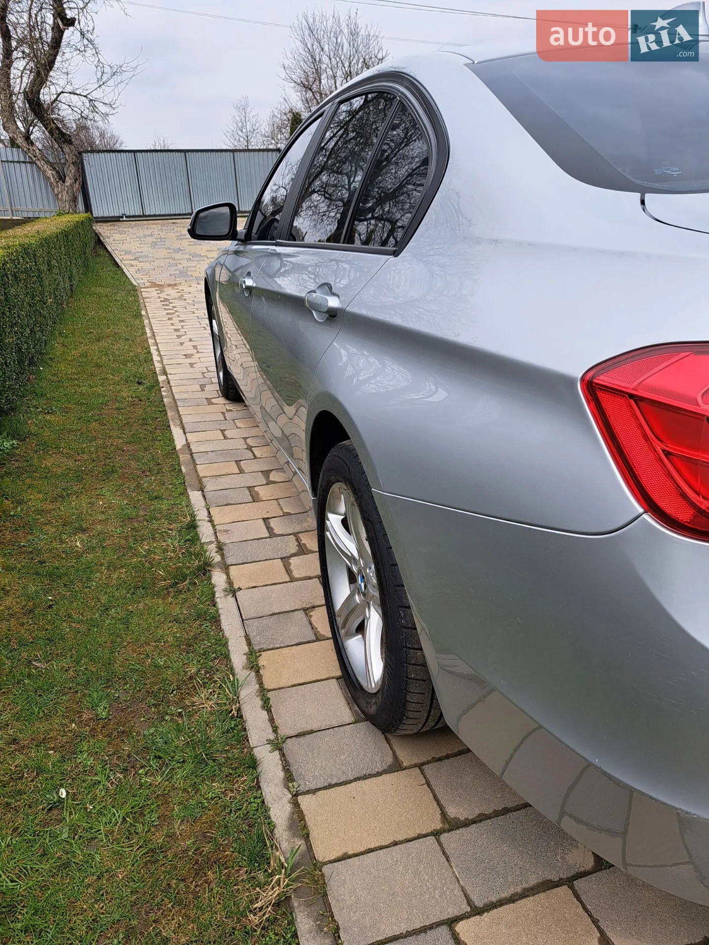 BMW 3 Series 2012 VIN WBA3A5G54DNP21341 фото оголошення 3 з 21