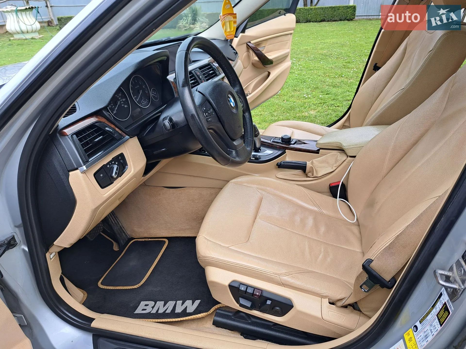 2012 BMW 3er - мініатюра 12